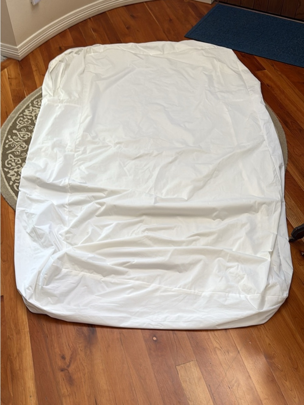 Utopia White Fitted Mattress Protector Cover - twin
